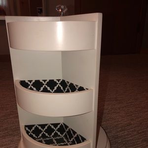 PB Teen Jewelry Stand